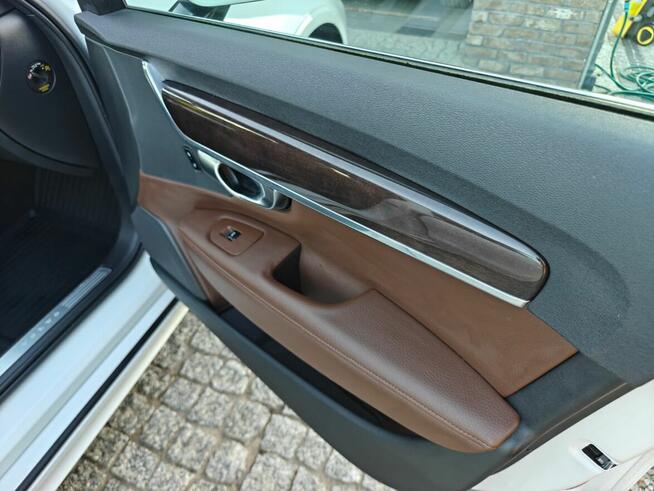 Volvo V90 D4 190 KM Inscription Geartronic Panorama Bezwypad