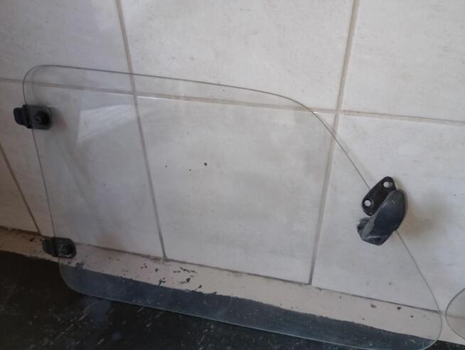 Szyby do auta Fiat 126p