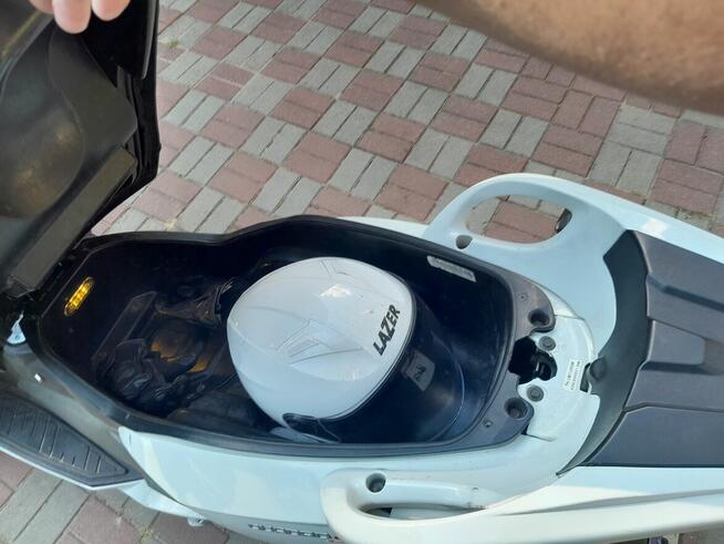 Motocykl guadro tròjkołowiec