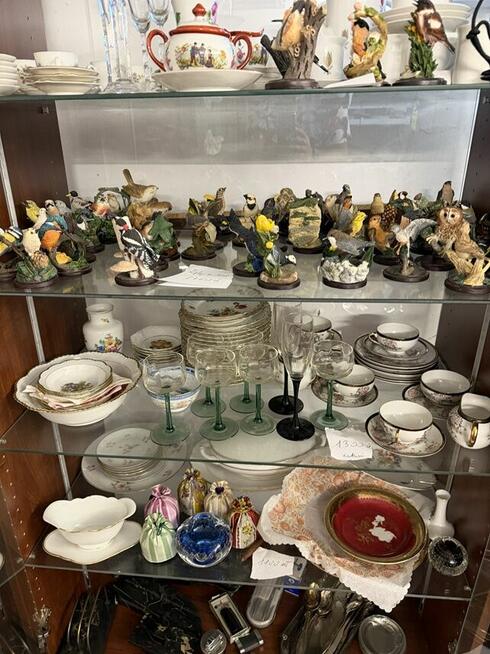 Wyprzedaż garażowa / Kolekcja staroci i porcelany z Niemiec