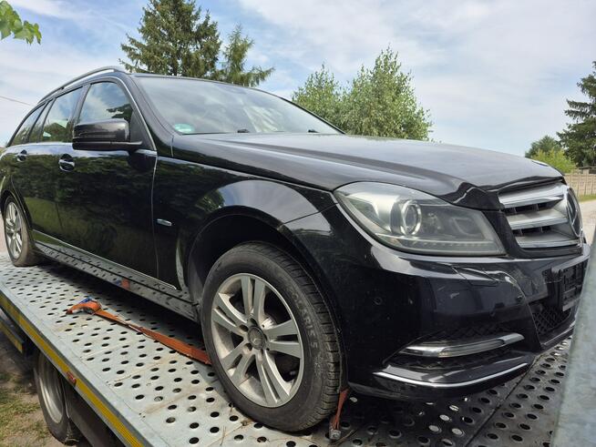 Mercedes C 220 navi xenon kamera automat