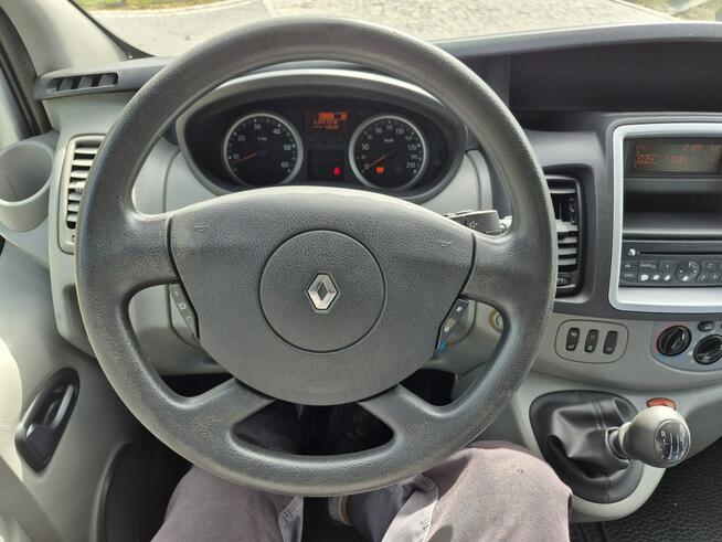 Renault Trafic LONG 9 osobowy PASANGER 115KM nadmuchy