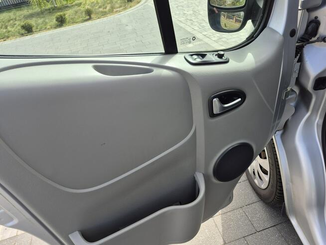 Renault Trafic LONG 9 osobowy PASANGER 115KM nadmuchy