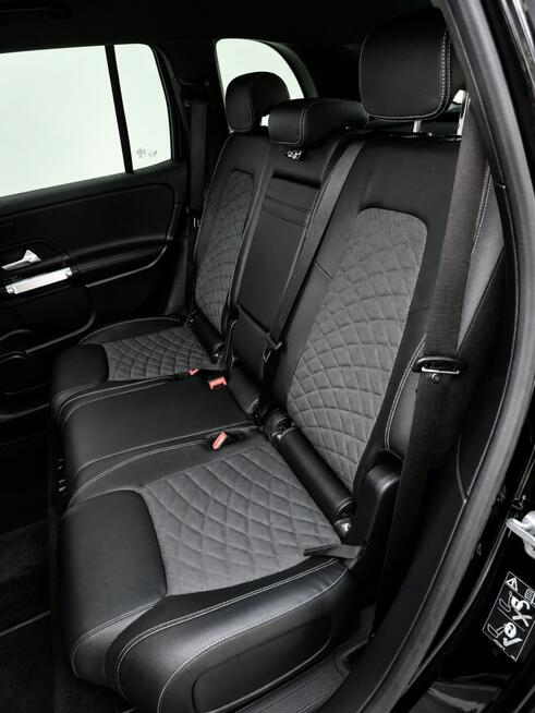 Mercedes GLB 220d x Ambient x Panorama x SKÓRA x Kamera x MultiBeam x Radar x FULL
