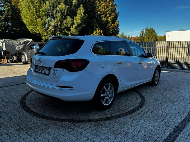 Opel Astra Webasto.asyst pasa.navi.i inne