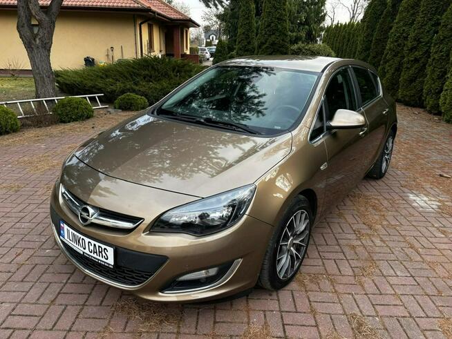 Opel Astra Navi. Klima