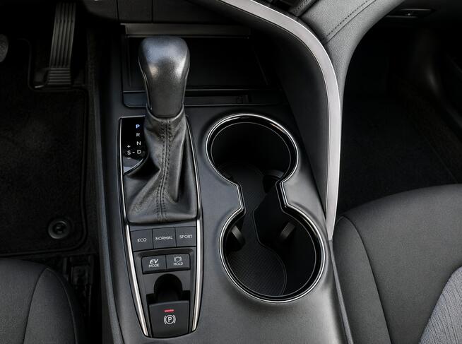 2023r Salon Polska 2.5 HYBRID Gwarancja Serwis ASO Camry 901x
