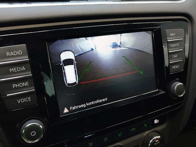 Octavia RS 2.0TDI 184km XENON czujniki NAV kamera ASYSTA serwis 2017
