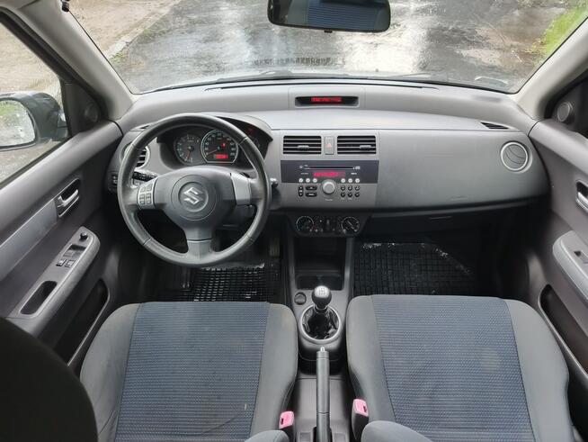 Suzuki Swift 2010r 5 drzwi 1 właściciel serwisowany stan bdb ! cena 13500 zł !