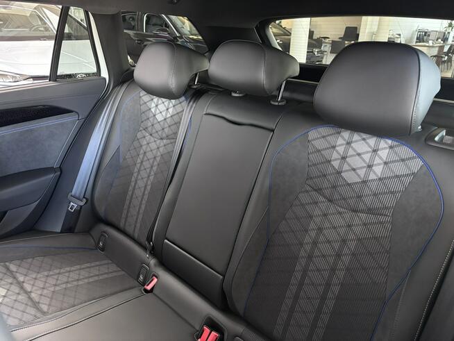 Volkswagen Passat R-Line Plus 2.0 TSI 204KM automat pakiet IQ.DRIVE Hak holowniczy