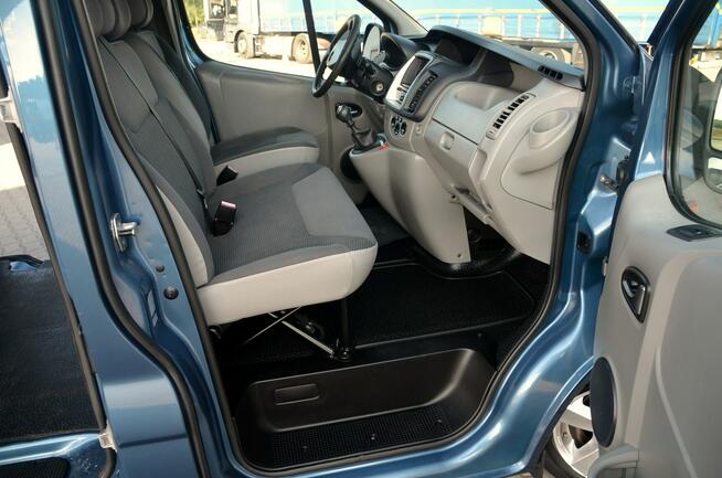 Opel Vivaro 2,0CDTI*101KM*Długi*Drzwi odsuwane z dwóch stron*HAK*klima