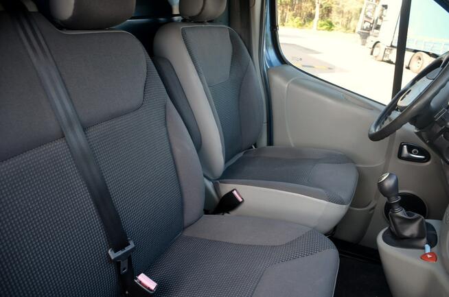 Opel Vivaro 2,0CDTI*101KM*Długi*Drzwi odsuwane z dwóch stron*HAK*klima