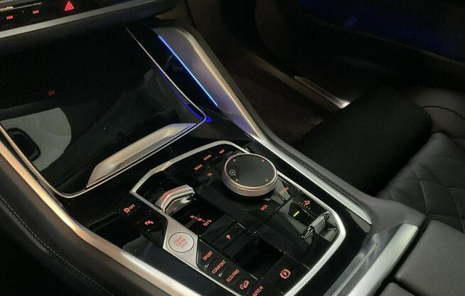 BMW X6 Najem xDrive30d M Pro, Innowacji, Sys asytujące kierowcy Profeesional