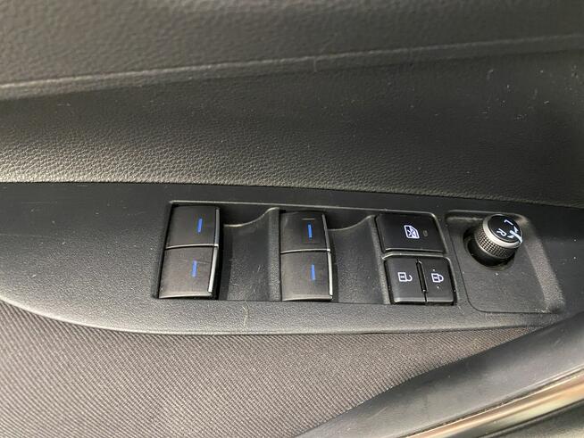 Toyota Corolla 1.2 T Comfort Hatchback