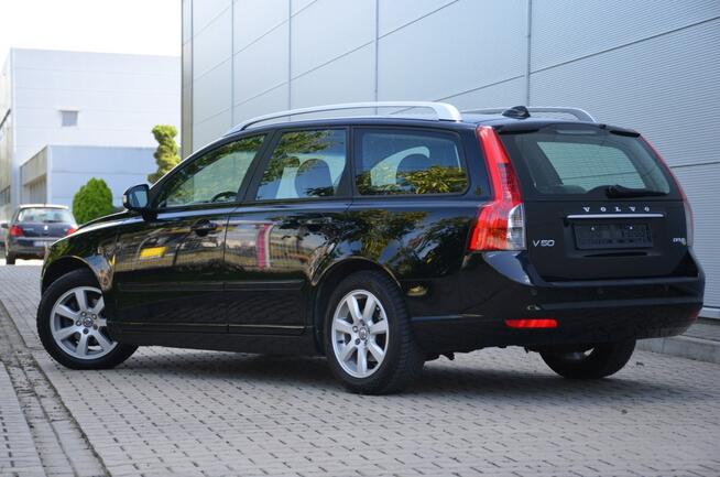 Volvo V50 1.6D2 114KM Lift Serwis 100%Org.lakier! Bi-xenon Navi Skóra Grz.fotele