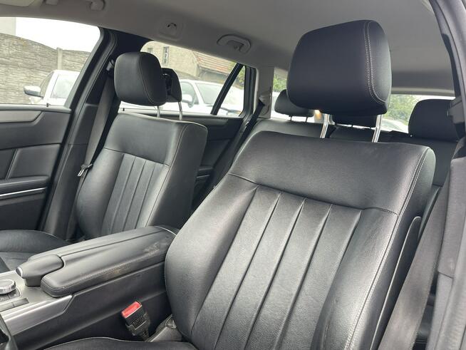 Mercedes E 200 HAK Automat Skóra Podgrzewanie Czujniki park.