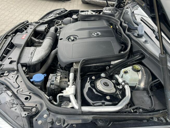 Mercedes E 200 HAK Automat Skóra Podgrzewanie Czujniki park.