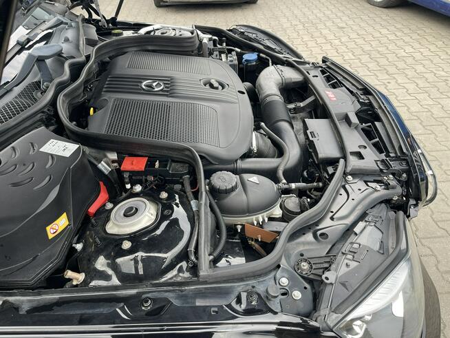 Mercedes E 200 HAK Automat Skóra Podgrzewanie Czujniki park.