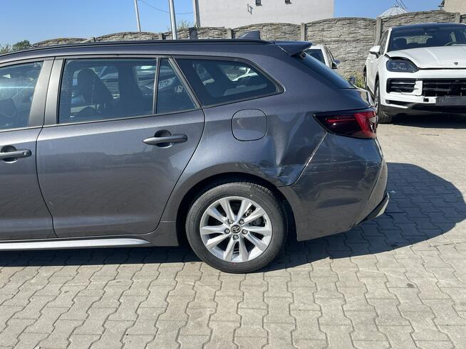 Toyota Corolla Style Automat Hybryda Podgrzewanie Kamera Virtual 140 KM