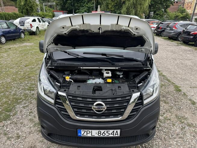 Nissan NV300 2.0DCi-120km-L2-H1-Bezwypadkowy-Kamera-Navi-PDC-KEYLESS-GO-Tempomat