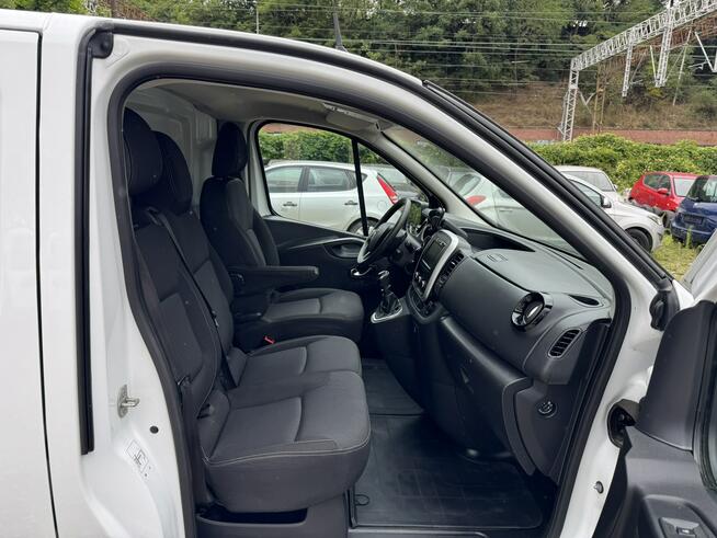 Nissan NV300 2.0DCi-120km-L2-H1-Bezwypadkowy-Kamera-Navi-PDC-KEYLESS-GO-Tempomat