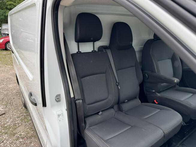 Nissan NV300 2.0DCi-120km-L2-H1-Bezwypadkowy-Kamera-Navi-PDC-KEYLESS-GO-Tempomat