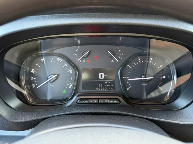 Opel Vivaro 2.0 122kM! Extra long! Carplay! Kamera cofania ! Martwe pole !