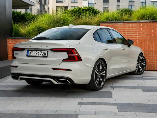Volvo S60 Exterior Styling | 19" | Panorama | Harman Kardon | AWD | Salon PL