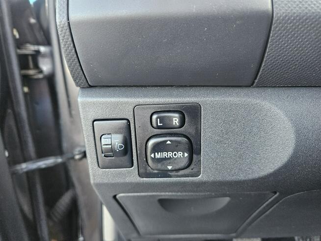 Toyota Yaris Opłacona Zdrowa Zadbana Serwisowana Klima Po Serwisie
