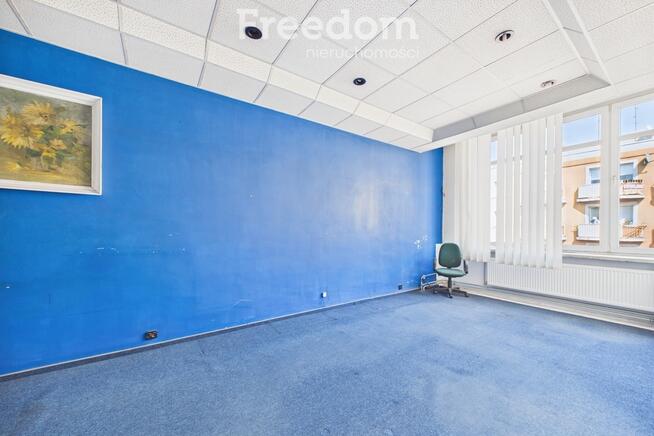 Lokal 44,9 m² z parkingiem, centrum Częstochowy
