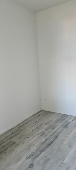 1 pok+k. 21 m2,Centrum, umowa na czas nieokreślony-26 tys.zł