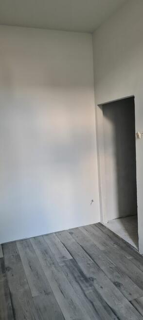 1 pok+k. 21 m2,Centrum, umowa na czas nieokreślony-26 tys.zł