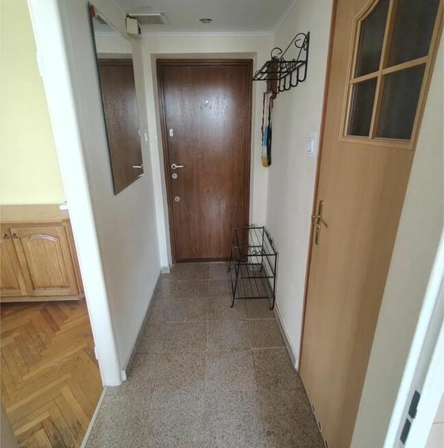3 pokoje + kuchnia, balkon, miejsce parkingowe za szlabanem