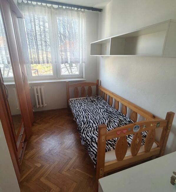 3 pokoje + kuchnia, balkon, miejsce parkingowe za szlabanem