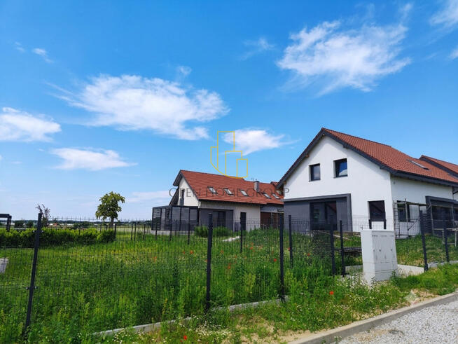 Nowoczesny bliźniak 118,9 m² (5M) | Pompa ciepła