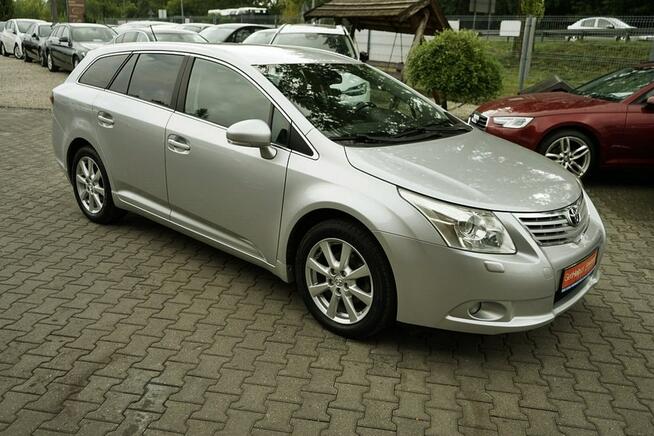 Toyota Avensis 2,0D4D Klima, alu R17, NAVI, skóra, 2009r.