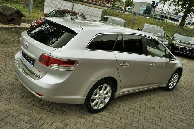 Toyota Avensis 2,0D4D Klima, alu R17, NAVI, skóra, 2009r.