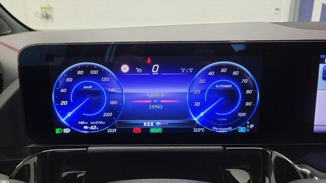 Mercedes EQA 300 66.5kWh 4-Matic AMG Line