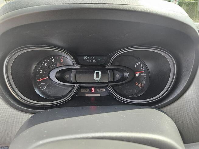 Renault Trafic Pack klim + navi
