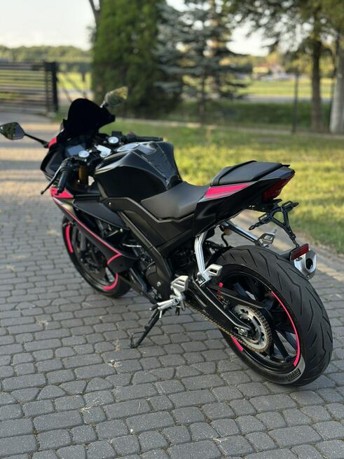 Yamaha R125 YZF R 125 PINK przebieg 24kkm 2021r Możliwość obniżenia Duke MT R125
