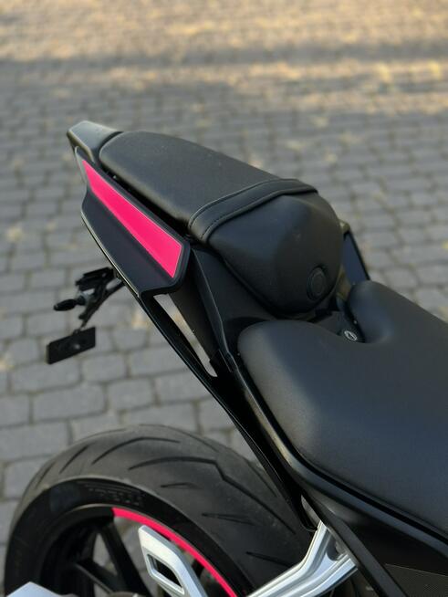 Yamaha R125 YZF R 125 PINK przebieg 24kkm 2021r Możliwość obniżenia Duke MT R125