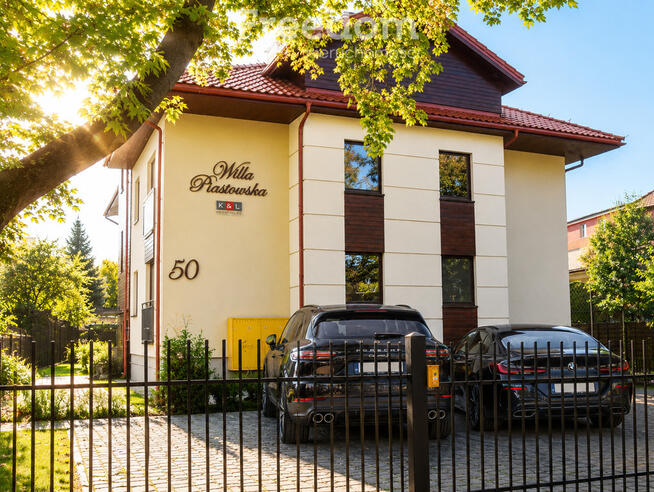 Apartament 82m2 w Kameralnej Willi Piastowskiej