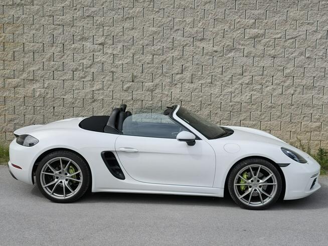 Porsche 718 Boxster