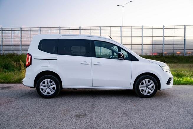 Renault Kangoo TCe 130 Equilibre, zabudowa z podjazdem, FV23%, SalonPL