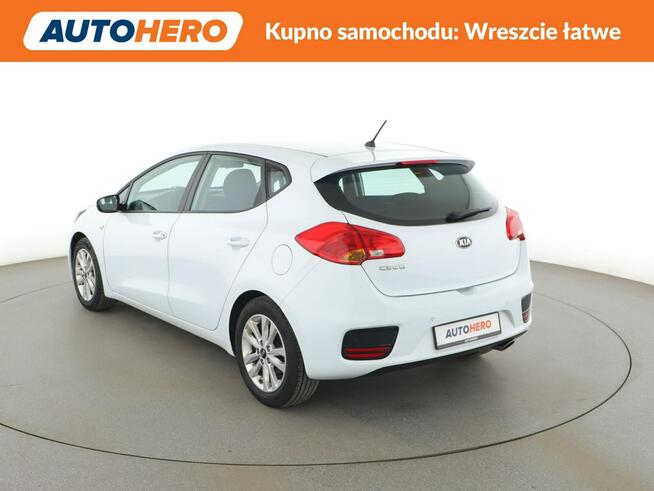 Kia Cee'd 1.4 Benzyna Edition7 Klimatyzacja Podgrzewane Fotele Elektryka PDC LED