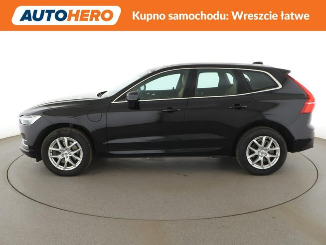 Volvo XC 60 PHEV 4x4 automat full LED jasne skóry navi klima auto virtual cocpit