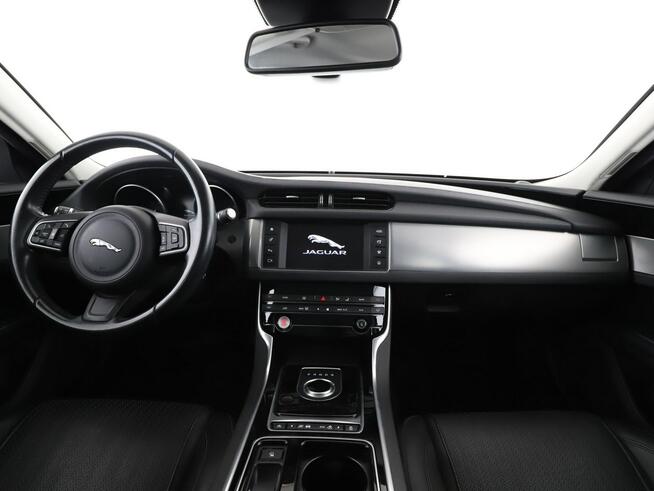Jaguar XF FV23 20d Automat Prestige Navi Tempomat Grzane Fotele Bi-Xenon Kamera