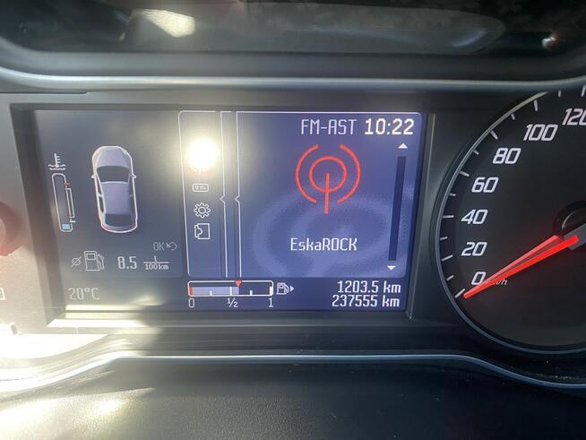 Ford Mondeo Titanium | 2.0 | 203 KM | Manual 6-biegów |