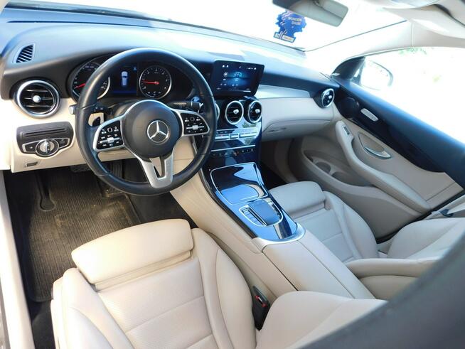 Mercedes GLC 200 4 Matic z Gwarancją Beżowa Skóra