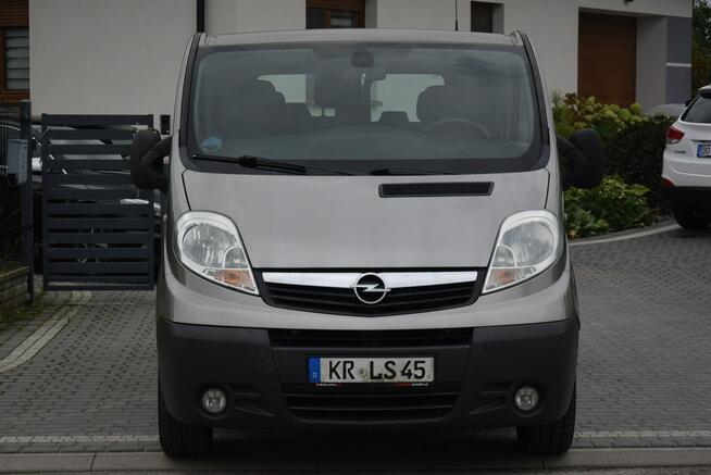 Opel Vivaro 2.0D Trafic 9 Osobowy Klima Hak 2013r Sprowadzony Opłacony